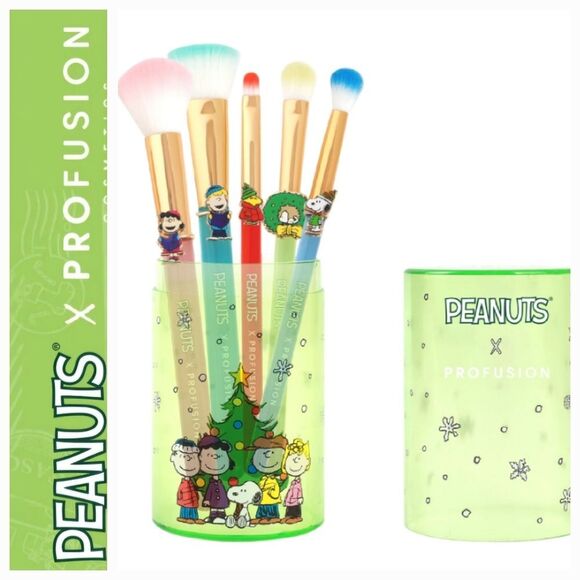 Profusion Cosmetics X Peanuts Holiday Merry & Bright Brush Set w/Cass - Picture 1 of 9